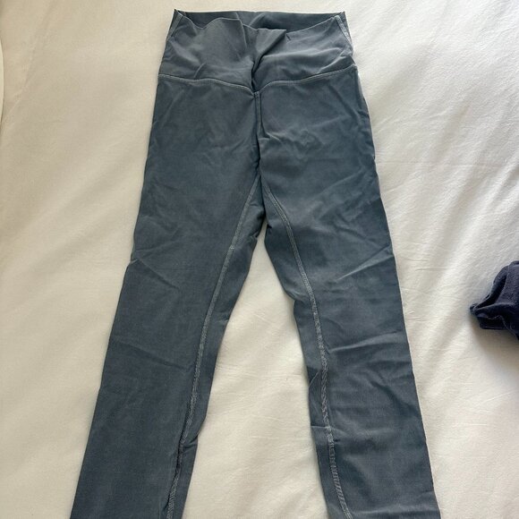 Wunder Under HR Luxtreme Faded Blue Denim Wash Size 4 28 inch - Picture 1 of 1